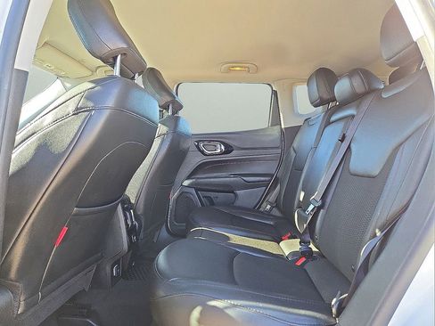 Used 2022 Jeep Compass Trailhawk image 16