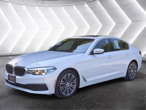 Used 2019 BMW 530i xDrive w/ Convenience Package AWD/4WD image 7