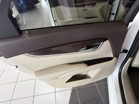 Used 2017 Cadillac XTS Luxury FWD image 13