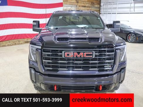 Used 2024 GMC Sierra 3500 AT4 w/ AT4 Premium Plus Package image 3