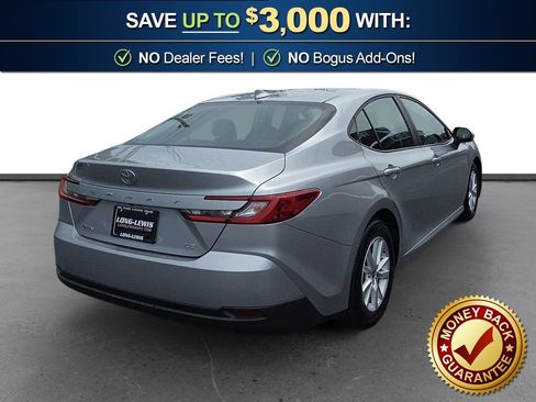 Used 2025 Toyota Camry LE FWD image 7