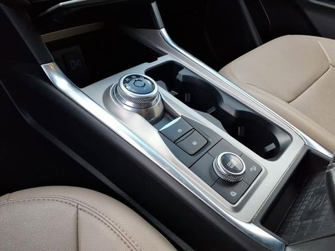 Used 2023 Ford Explorer Limited image 26