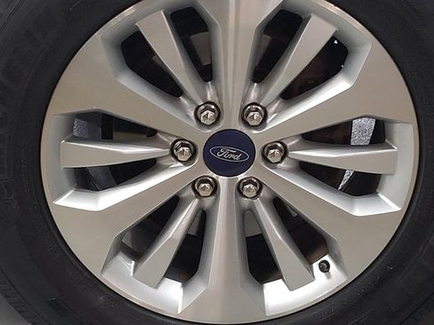 Used 2016 Ford F150 XL w/ Equipment Group 101A Mid RWD image 31