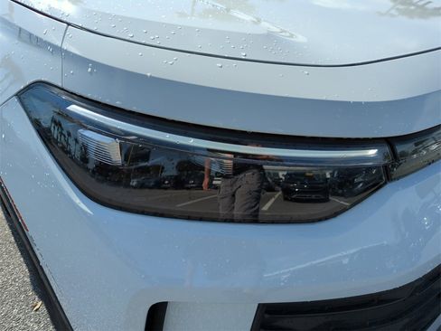 New 2026 Volkswagen Tiguan S image 18