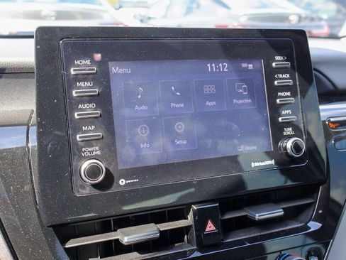 Used 2024 Toyota Camry SE image 5