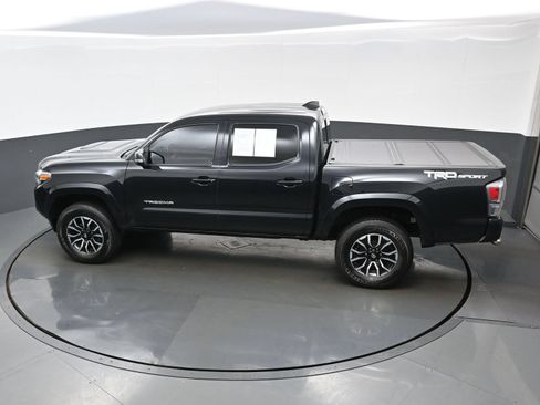 Used 2020 Toyota Tacoma TRD Sport RWD image 37