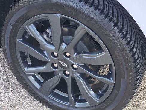 Used 2023 Chevrolet Equinox RS image 15