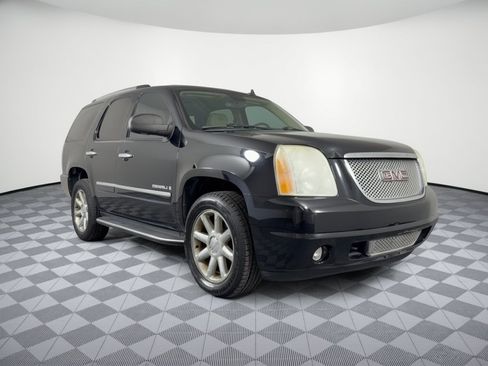 Used 2009 GMC Yukon Denali AWD/4WD image 7