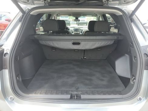 Used 2024 Chevrolet Equinox LT AWD/4WD image 9