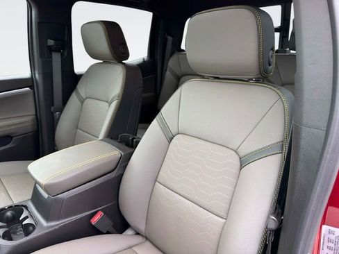 New 2026 Chevrolet Colorado ZR2 w/ Technology Package image 22