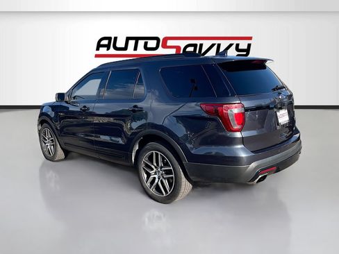 Used 2017 Ford Explorer Sport w/ Equipment Group 401A AWD/4WD image 5