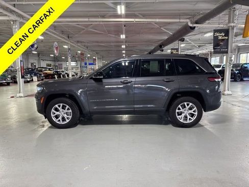 Used 2022 Jeep Grand Cherokee Limited AWD/4WD image 2