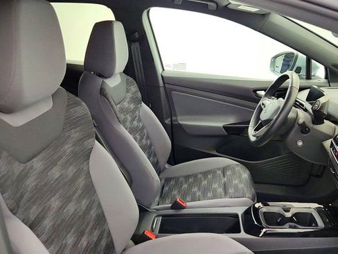 Used 2021 Volkswagen ID.4 Pro image 23