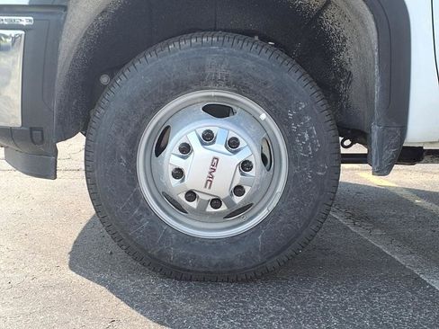 New 2025 GMC Sierra 3500 Pro w/ Convenience Package image 24