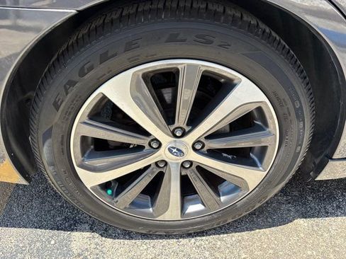 Used 2019 Subaru Legacy 2.5i Limited AWD/4WD image 10