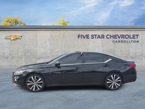 Used 2020 Nissan Altima 2.5 SR FWD image 5