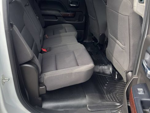 Used 2018 GMC Sierra 1500 SLE AWD/4WD image 12