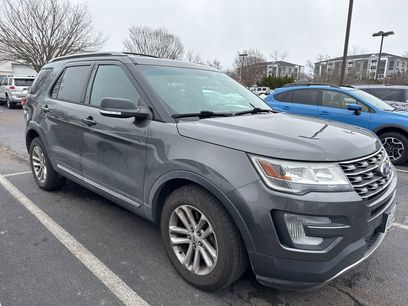 Used 2017 Ford Explorer XLT w/ Equipment Group 202A