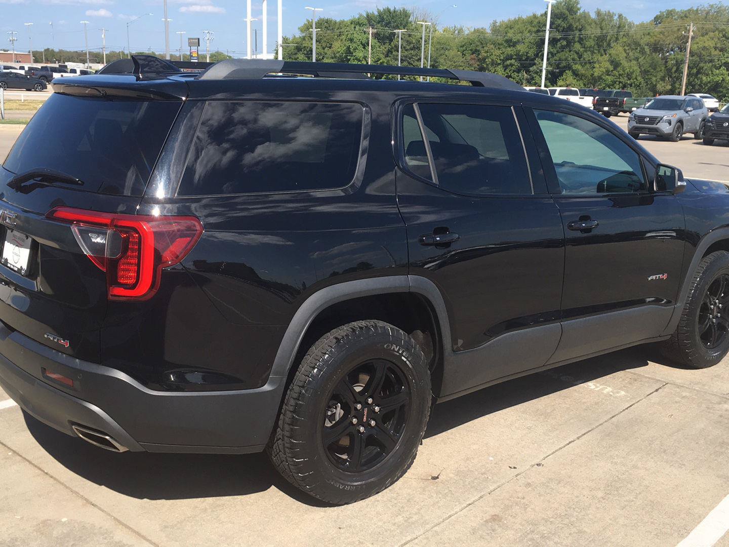 Used 2021 GMC Acadia AT4 w/ LPO, Floor Liner Package AWD/4WD image 6