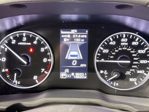 Used 2024 Subaru Crosstrek 2.0i Premium AWD/4WD image 18