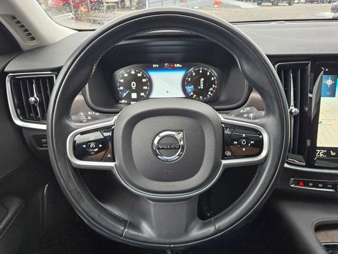 Used 2020 Volvo V90 T6 Cross Country AWD/4WD image 29