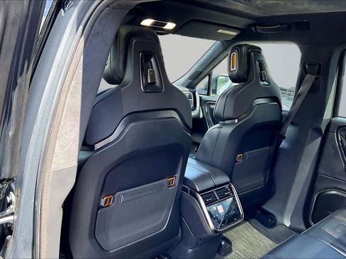 Used 2023 Rivian R1S Adventure AWD/4WD image 12