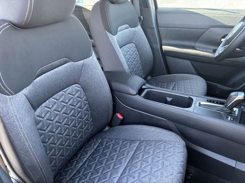 New 2026 Nissan Kicks SV image 8