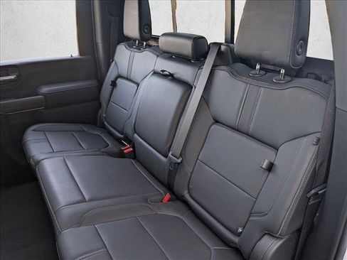 Used 2022 Chevrolet Silverado 2500 High Country w/ Z71 Off-Road Package image 19