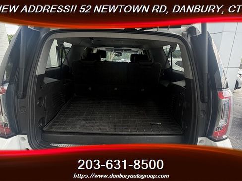 Used 2019 GMC Yukon XL SLT AWD/4WD image 32