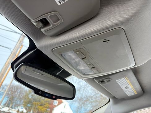 Used 2014 Chevrolet Cruze LS image 36