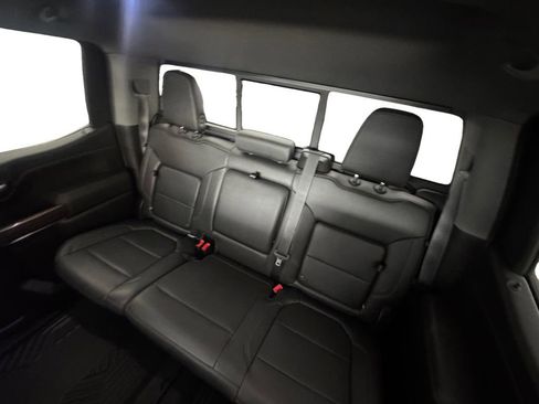 Used 2021 Chevrolet Silverado 1500 RST image 14