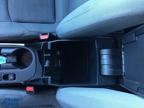 Used 2024 Toyota Corolla SE image 37