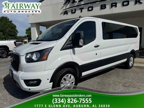 Used 2024 Ford Transit 350 XLT image 2