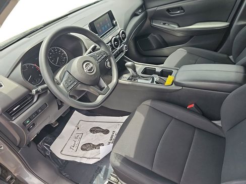 Used 2024 Nissan Sentra S FWD image 16