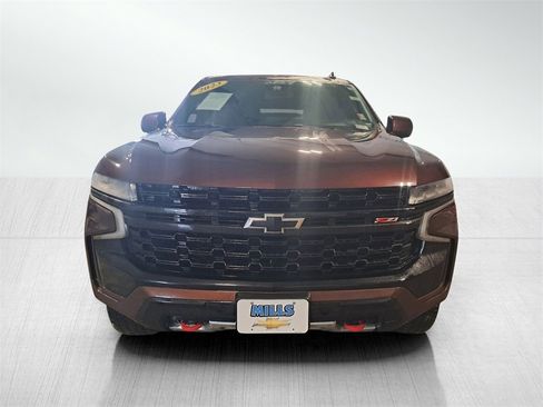 Used 2023 Chevrolet Suburban Z71 image 2