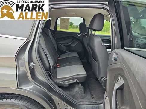 Used 2017 Ford Escape SE FWD image 26