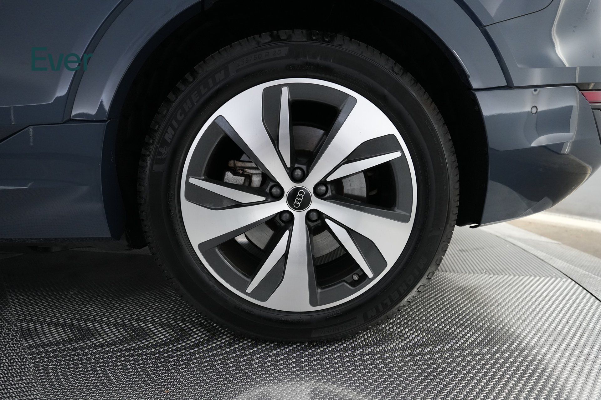 Used 2024 Audi Q8 e-tron Premium Plus w/ Prestige Package AWD/4WD image 9