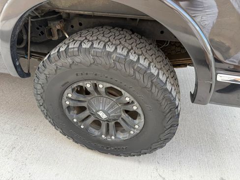 Used 2010 Ford F150 Platinum image 8