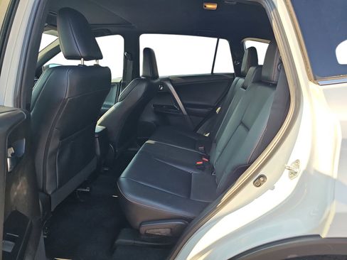 Used 2017 Toyota RAV4 SE AWD/4WD image 11