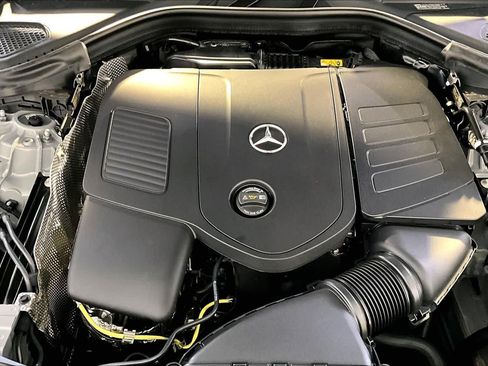New 2027 Mercedes-Benz GLC 300 4MATIC image 14