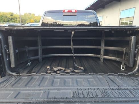 Used 2017 GMC Sierra 1500 SLT image 18