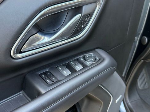 Used 2021 Chevrolet Tahoe LT w/ LT Signature Package image 54