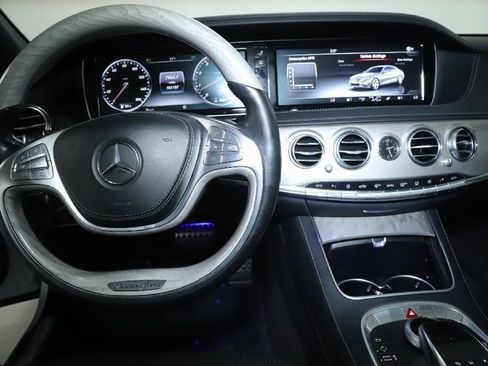 Used 2016 Mercedes-Benz S 550 4MATIC Sedan image 29