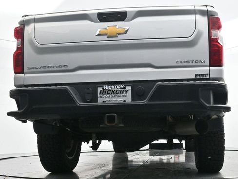 Used 2022 Chevrolet Silverado 2500 Custom w/ Custom Value Package image 49