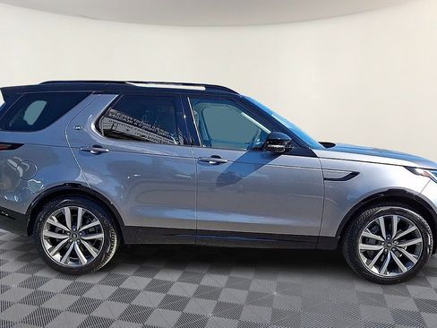 Certified 2025 Land Rover Discovery Dynamic SE AWD/4WD image 9