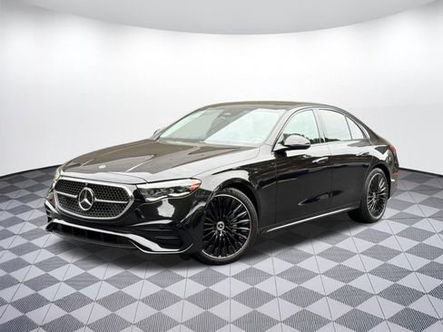 Used 2024 Mercedes-Benz E 350 4MATIC Sedan image 1