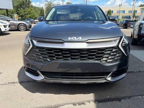 Used 2025 Kia Sportage LX AWD/4WD image 4