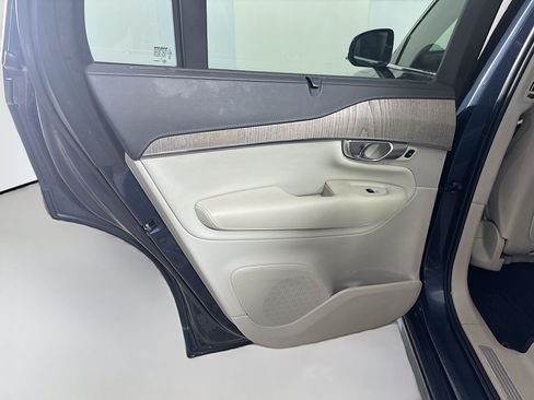 Used 2022 Volvo XC90 T6 Inscription w/ Advanced Package AWD/4WD image 26