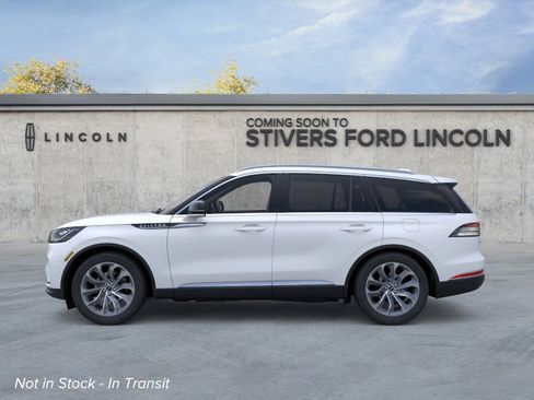 New 2026 Lincoln Aviator Reserve image 4