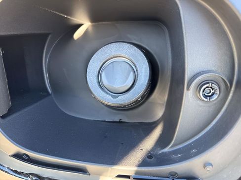 New 2026 GMC Acadia Elevation image 16